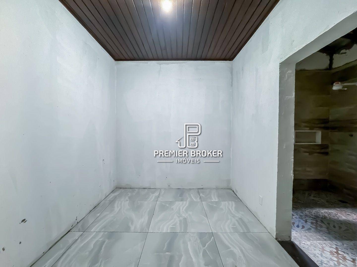 Casa à venda com 5 quartos, 350m² - Foto 14