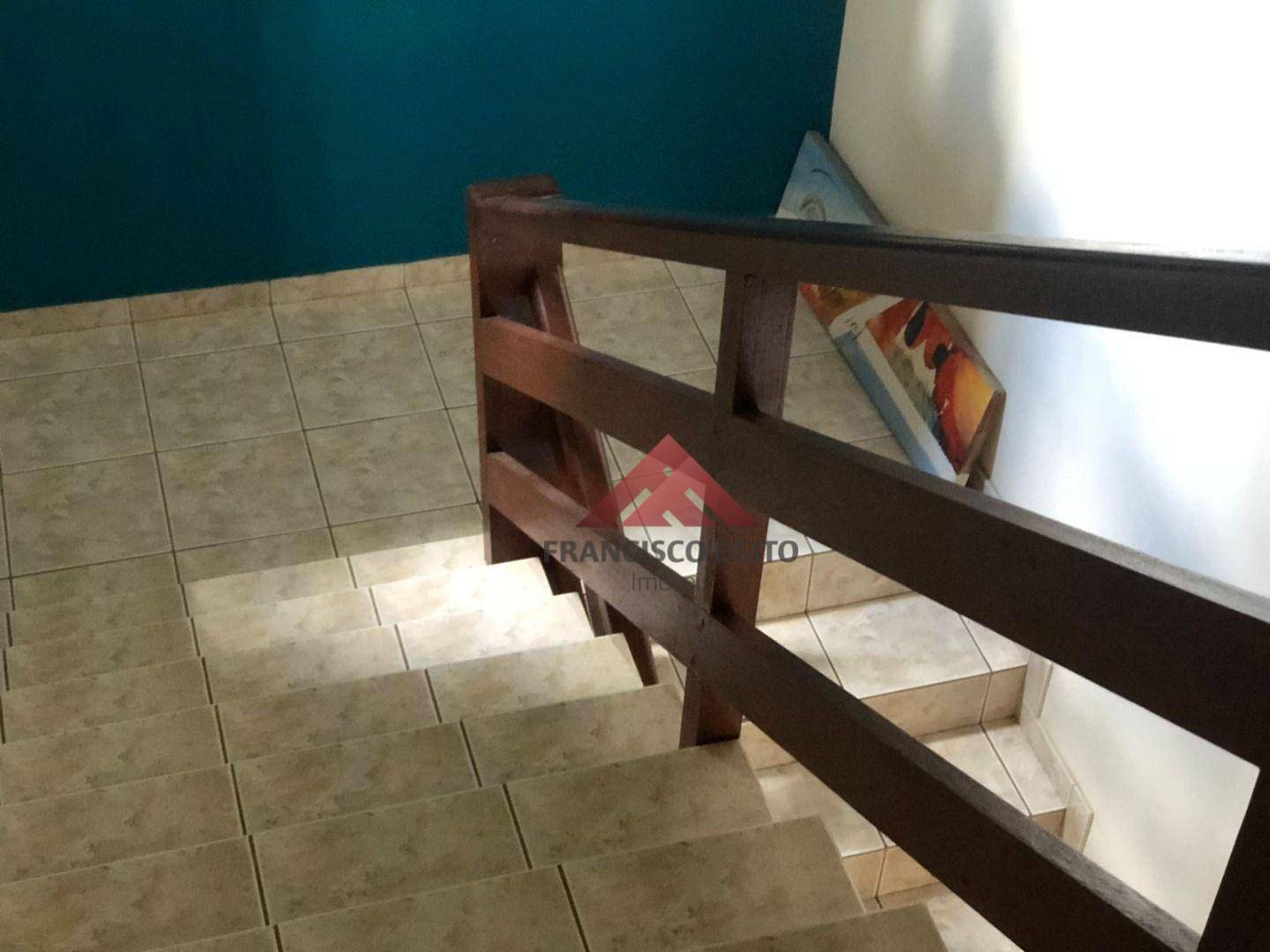 Casa à venda com 3 quartos, 180M2 - Foto 10