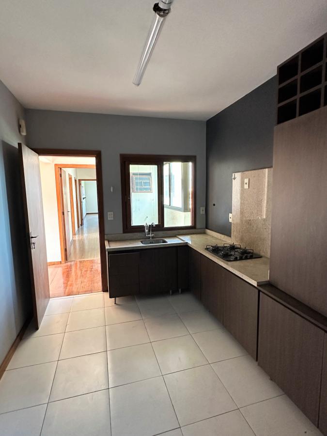 Apartamento à venda com 3 quartos, 155m² - Foto 9