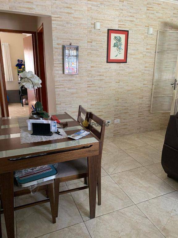 Casa à venda com 2 quartos, 151m² - Foto 12