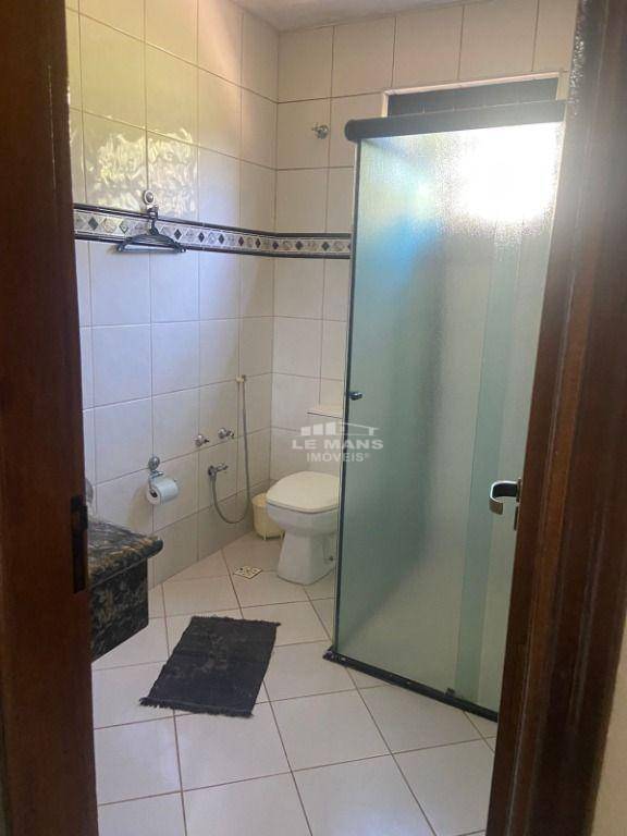 Chácara à venda e aluguel com 4 quartos, 300m² - Foto 11