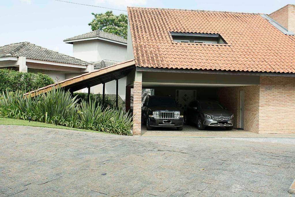 Casa de Condomínio à venda com 5 quartos, 442m² - Foto 1