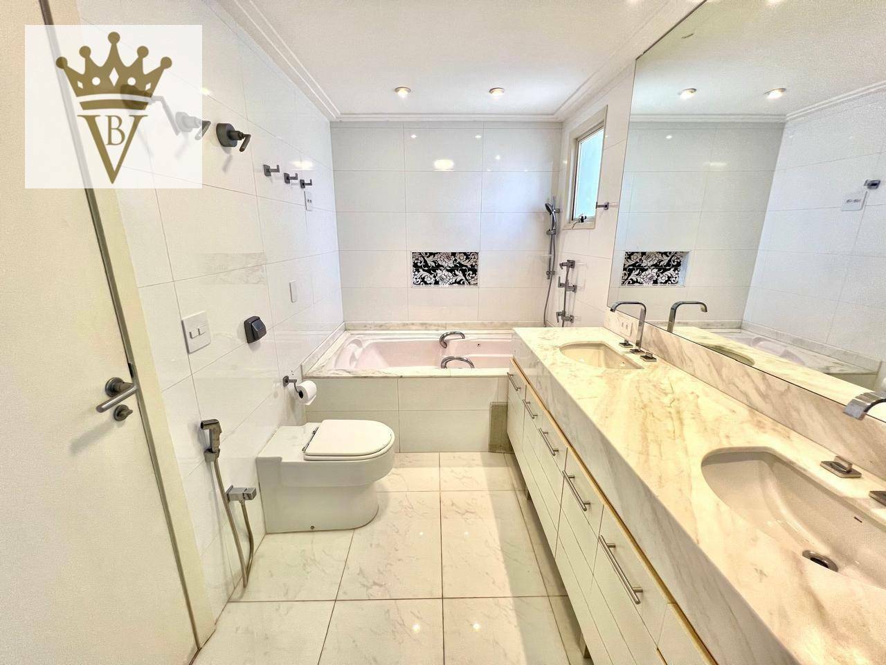 Apartamento para alugar com 3 quartos, 222m² - Foto 56