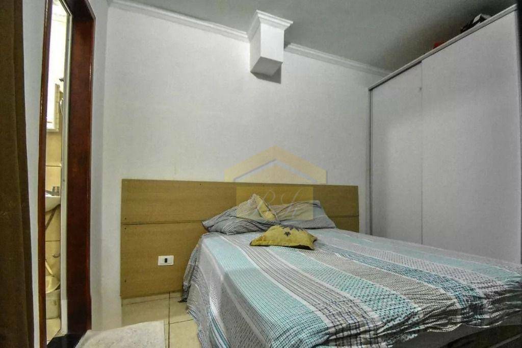 Sobrado à venda com 3 quartos, 200m² - Foto 26