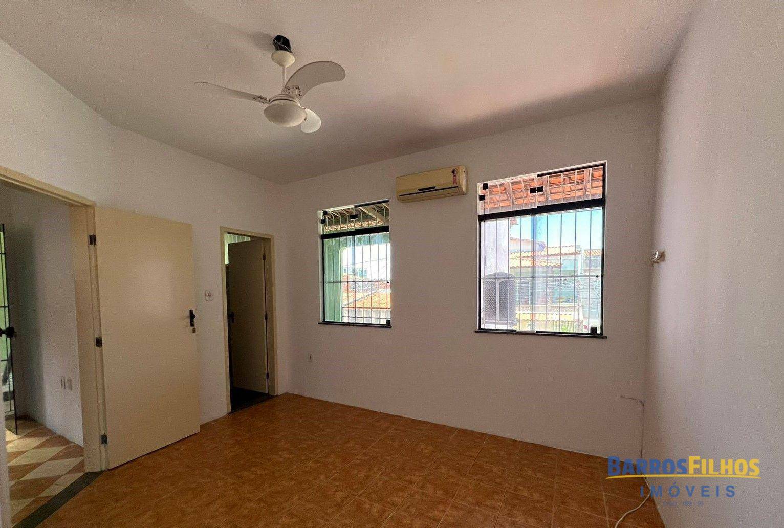 Casa à venda com 4 quartos, 162m² - Foto 17