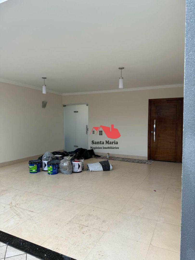 Casa à venda com 3 quartos, 149m² - Foto 2