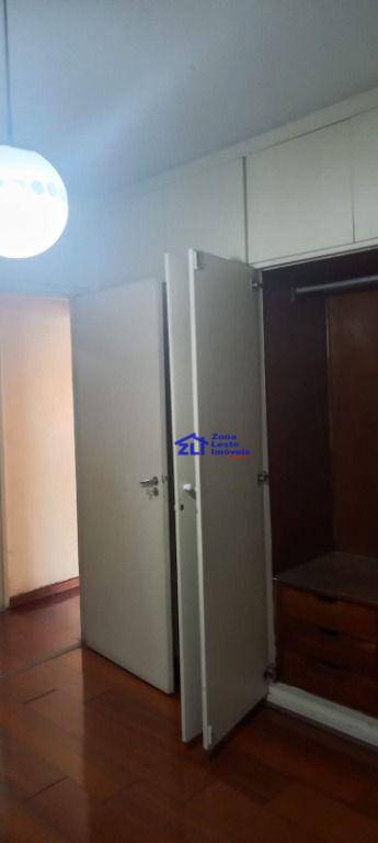 Apartamento à venda com 3 quartos, 90m² - Foto 17