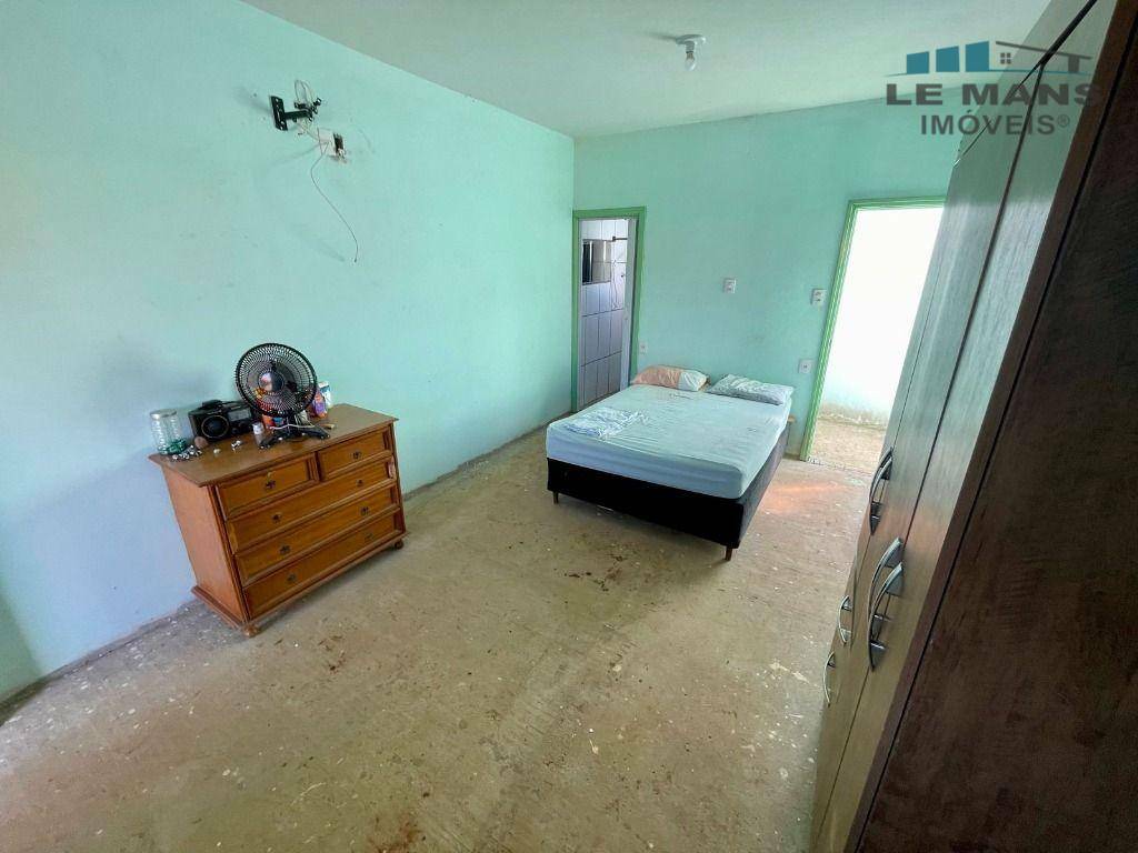 Chácara à venda com 3 quartos, 196m² - Foto 5