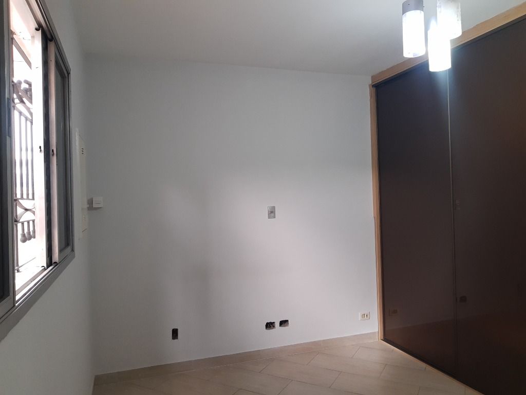 Sobrado à venda com 4 quartos, 250m² - Foto 23