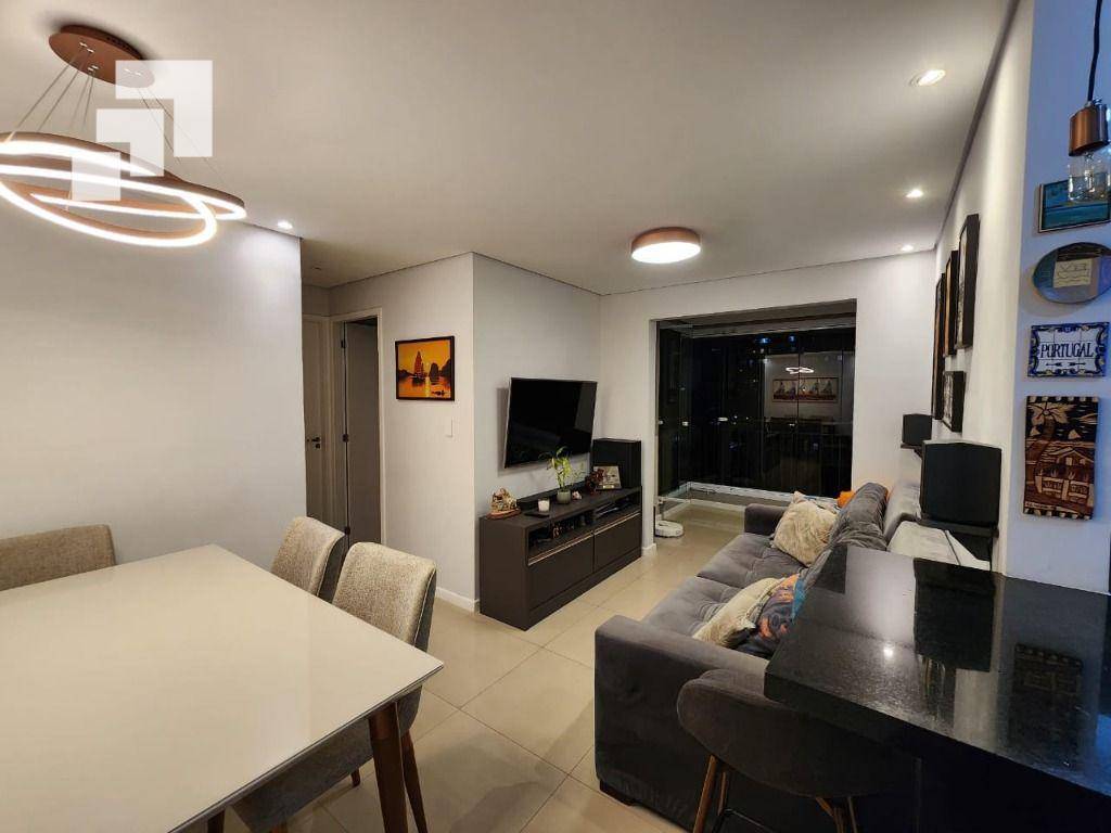 Apartamento à venda com 2 quartos, 56m² - Foto 2