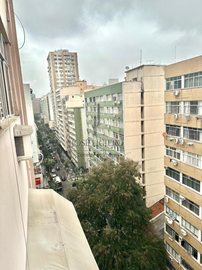 Apartamento à venda com 4 quartos, 160m² - Foto 41