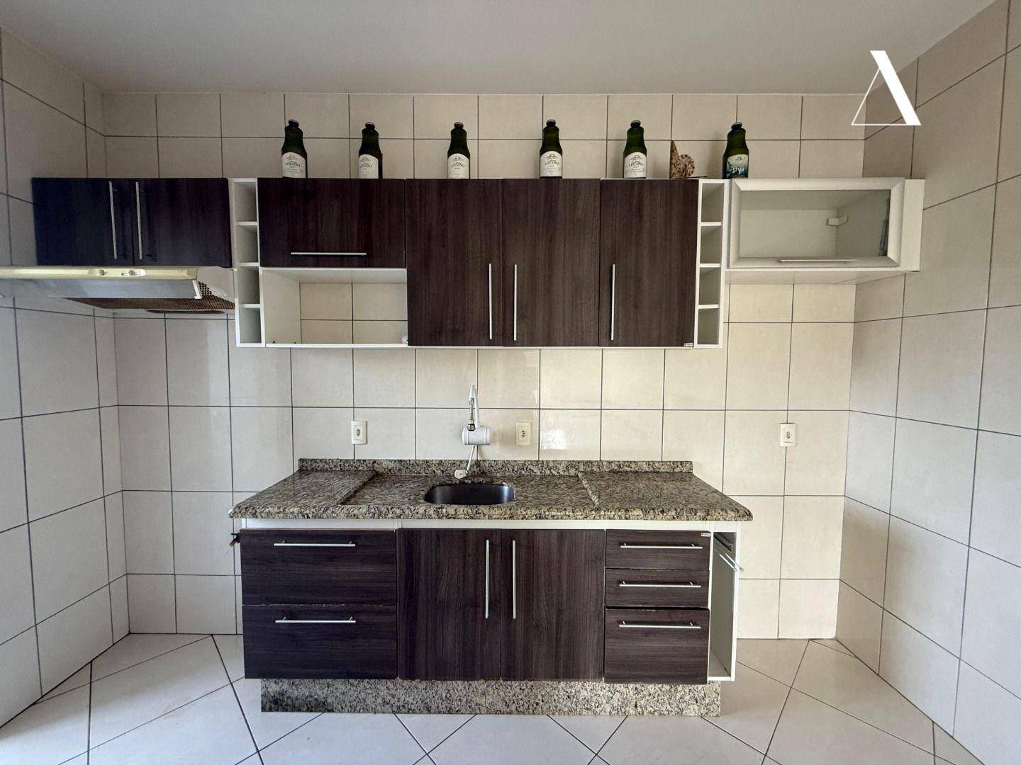 Apartamento à venda com 2 quartos, 74m² - Foto 3
