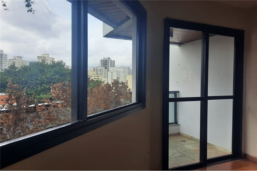 Apartamento à venda com 3 quartos, 96m² - Foto 9