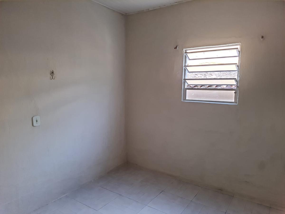 Casa à venda com 3 quartos, 200m² - Foto 6