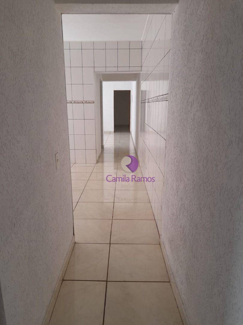 Casa à venda com 3 quartos, 188m² - Foto 4