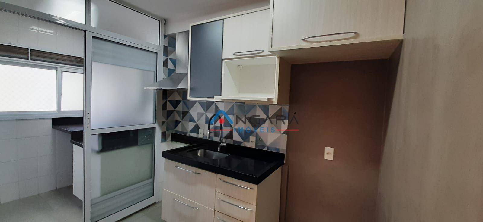 Apartamento à venda com 2 quartos, 64m² - Foto 5