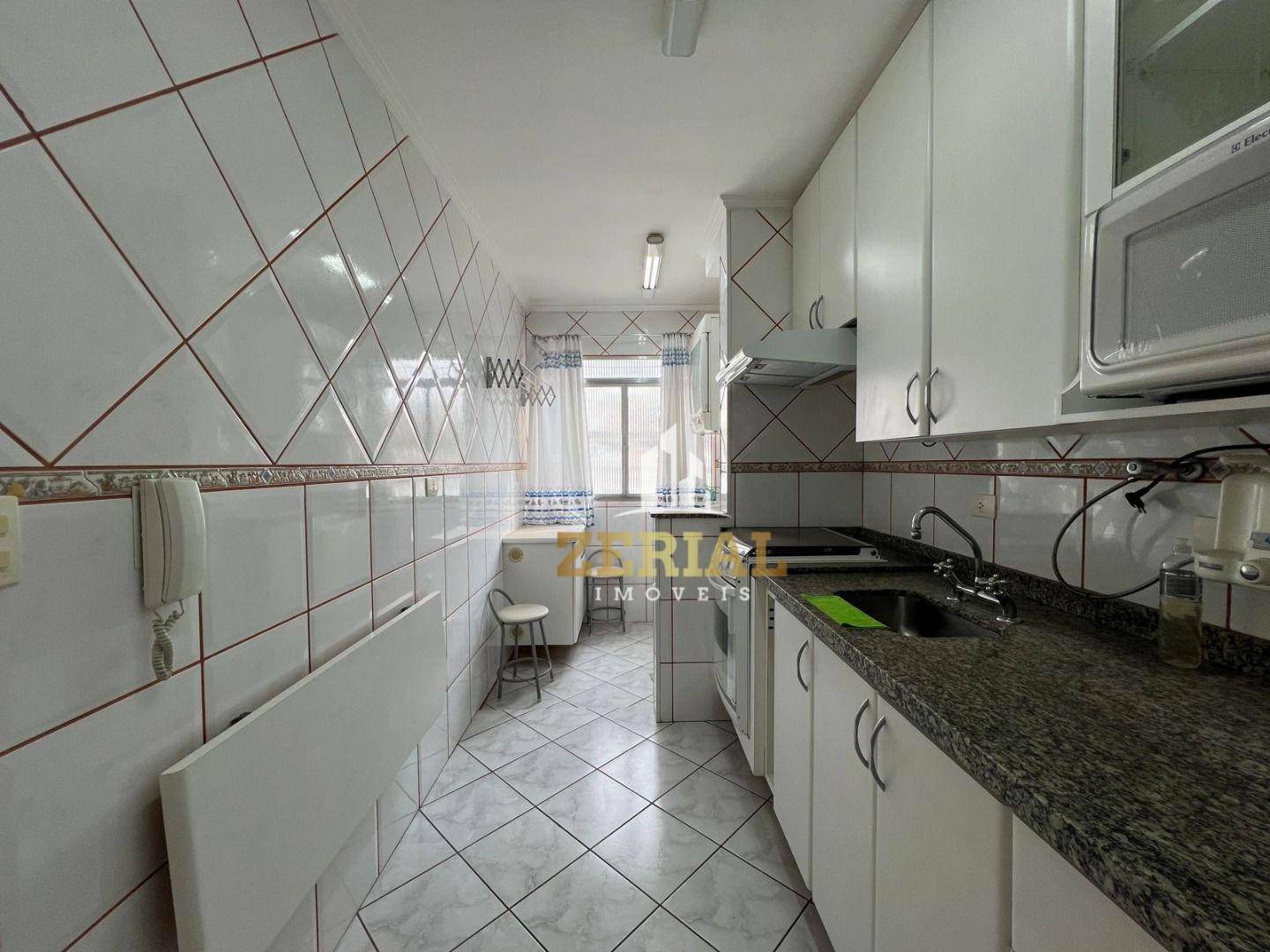 Apartamento para alugar com 2 quartos, 70m² - Foto 3