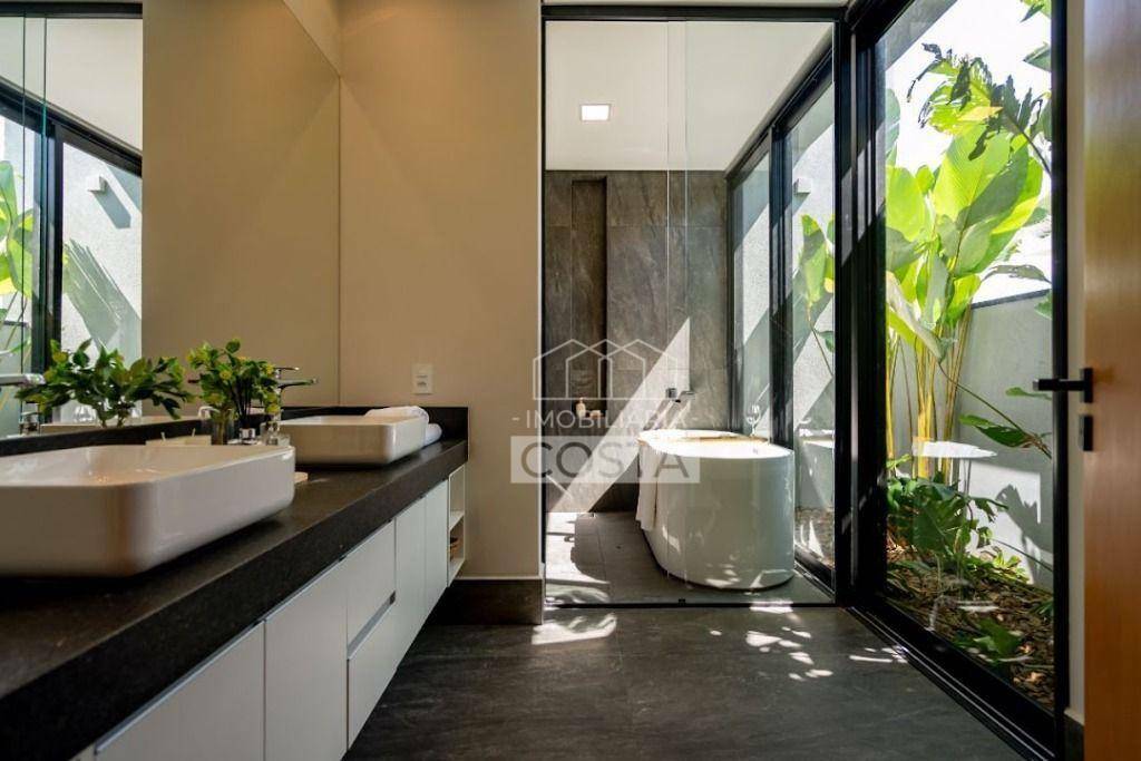 Casa de Condomínio à venda com 4 quartos, 354m² - Foto 38
