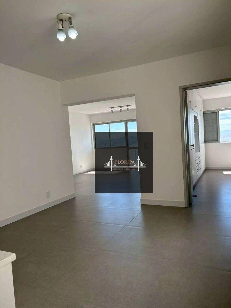 Apartamento à venda com 4 quartos, 155m² - Foto 15