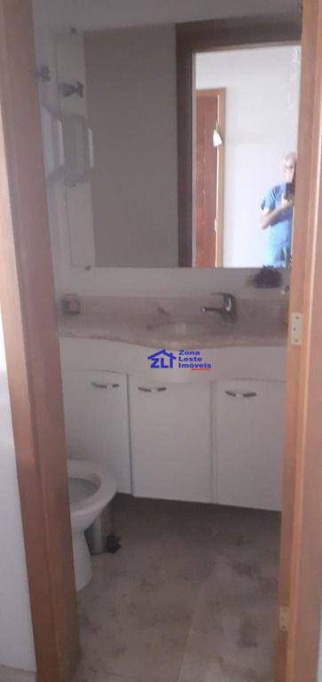 Apartamento à venda com 4 quartos, 183m² - Foto 17