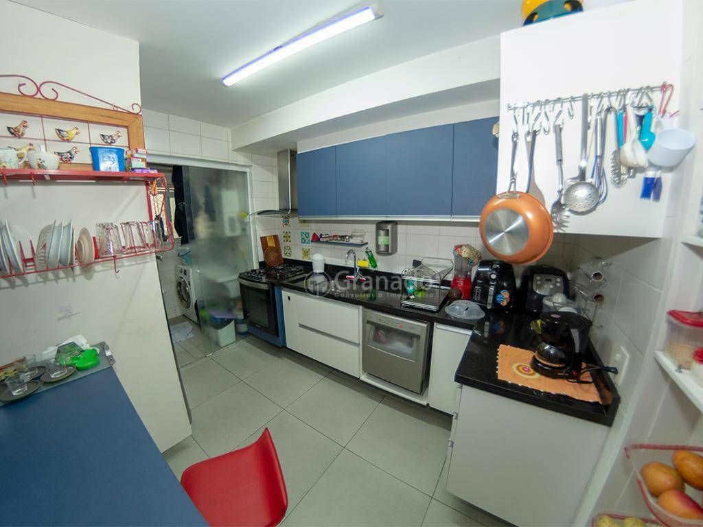 Apartamento à venda com 3 quartos, 110m² - Foto 6