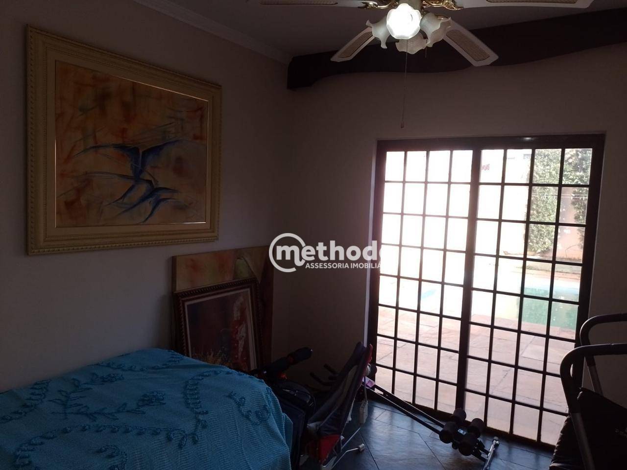 Casa de Condomínio à venda com 3 quartos, 300m² - Foto 17