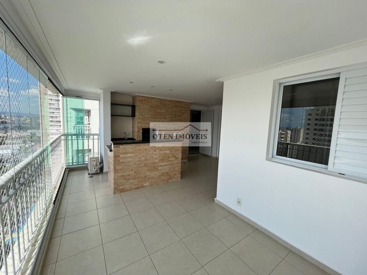 Apartamento à venda com 3 quartos, 125m² - Foto 1