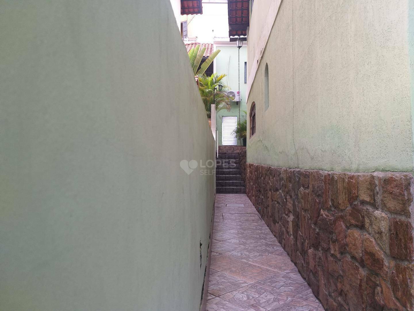 Casa à venda com 2 quartos, 200m² - Foto 16