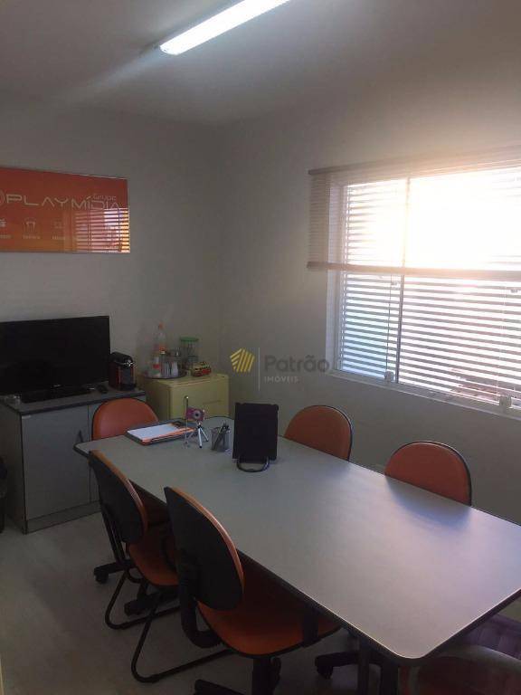 Sobrado à venda com 4 quartos, 250m² - Foto 44