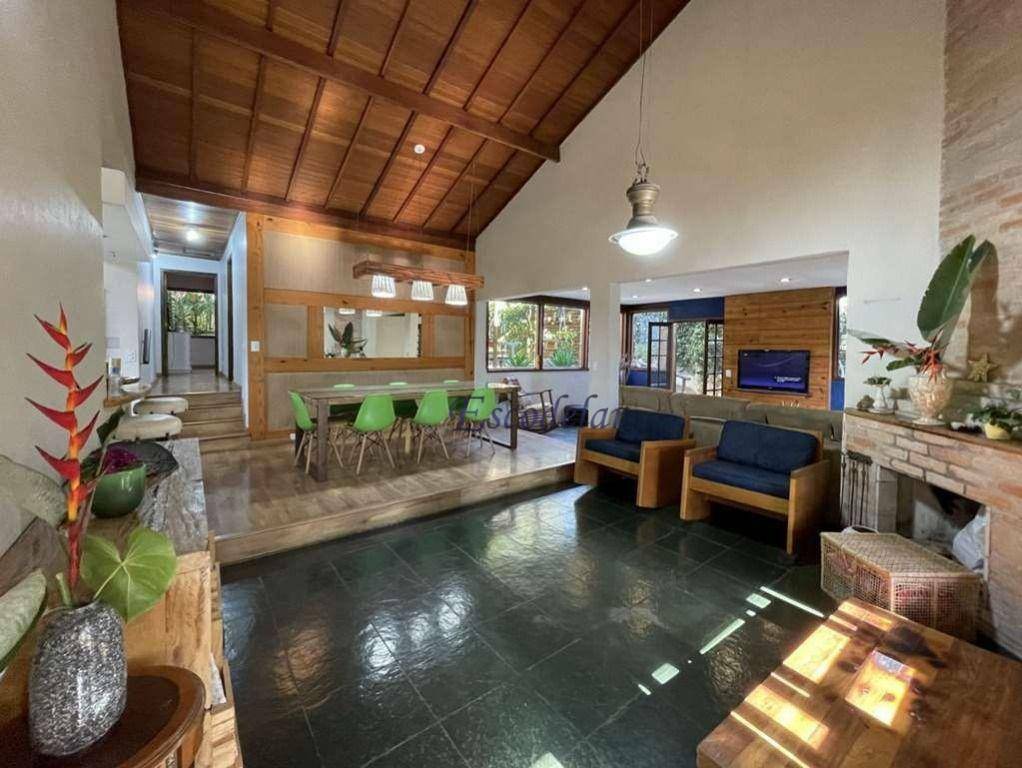 Casa de Condomínio à venda com 4 quartos, 220m² - Foto 8