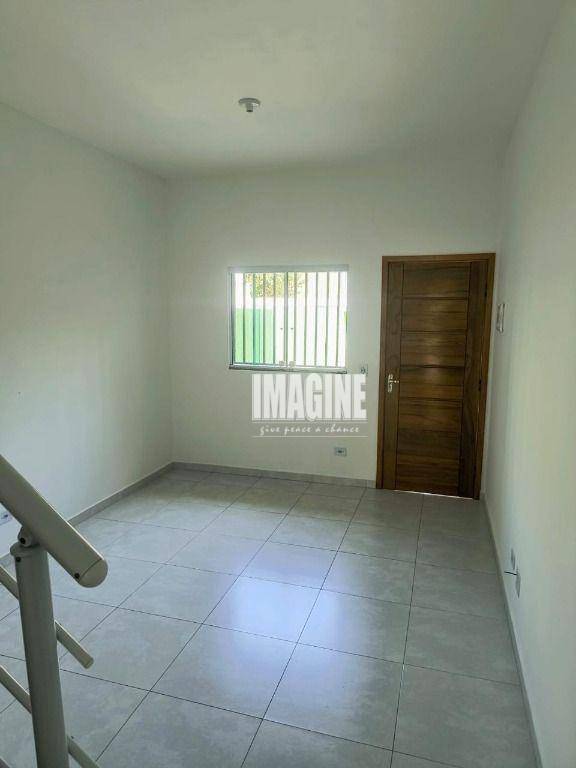 Sobrado à venda com 2 quartos, 84m² - Foto 2