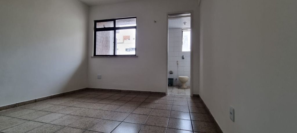 Apartamento à venda com 3 quartos, 133m² - Foto 6