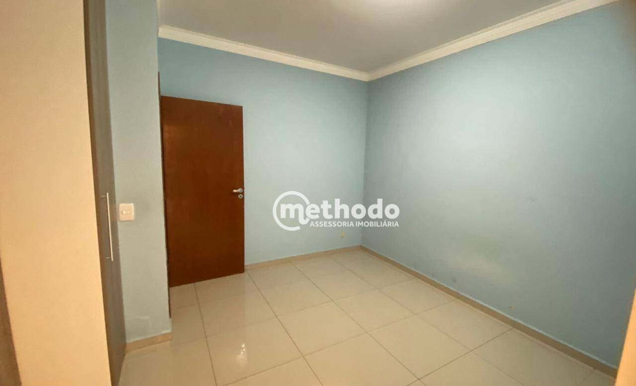 Casa à venda com 3 quartos, 230m² - Foto 7