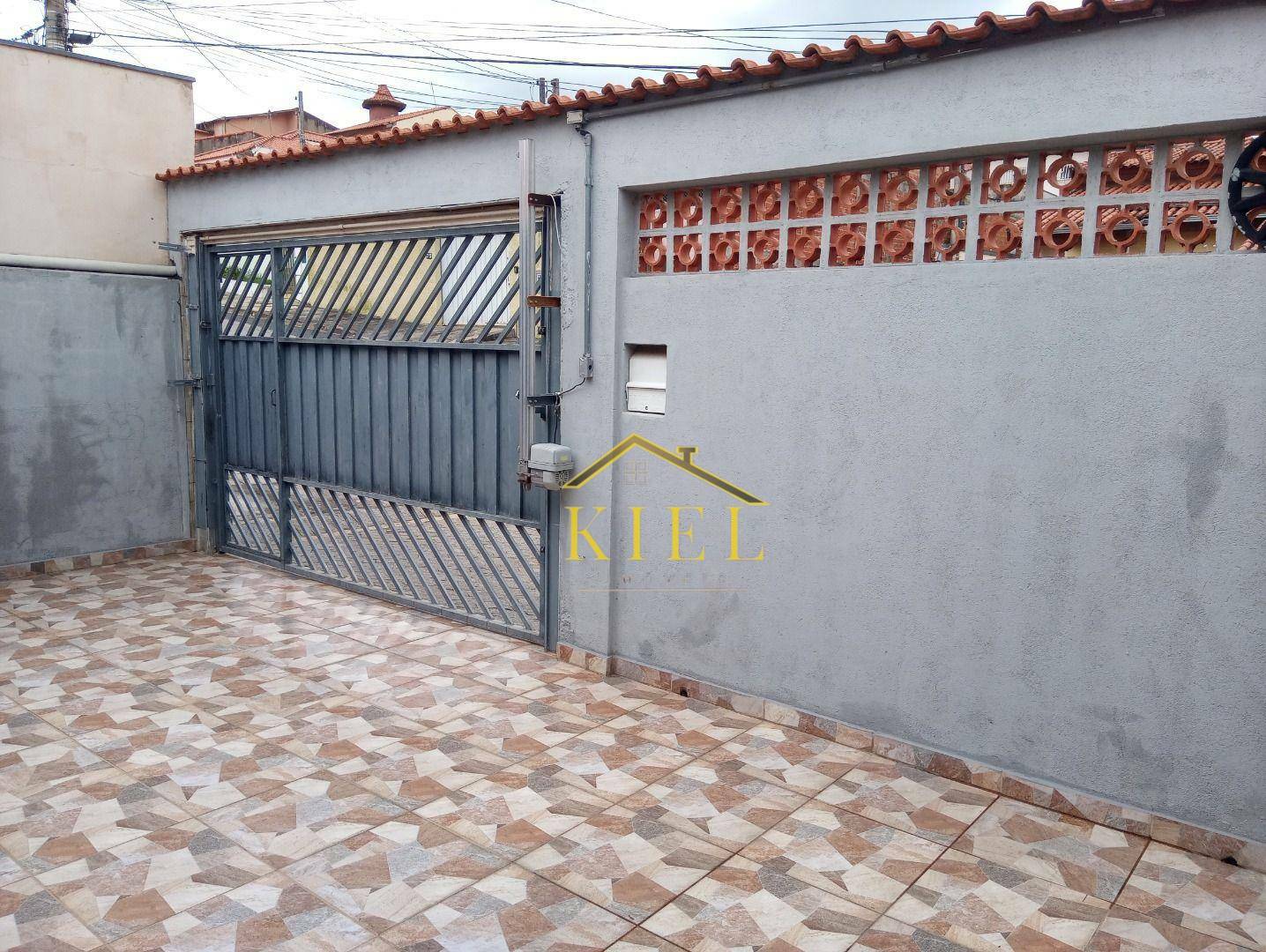 Casa à venda com 3 quartos, 132m² - Foto 2