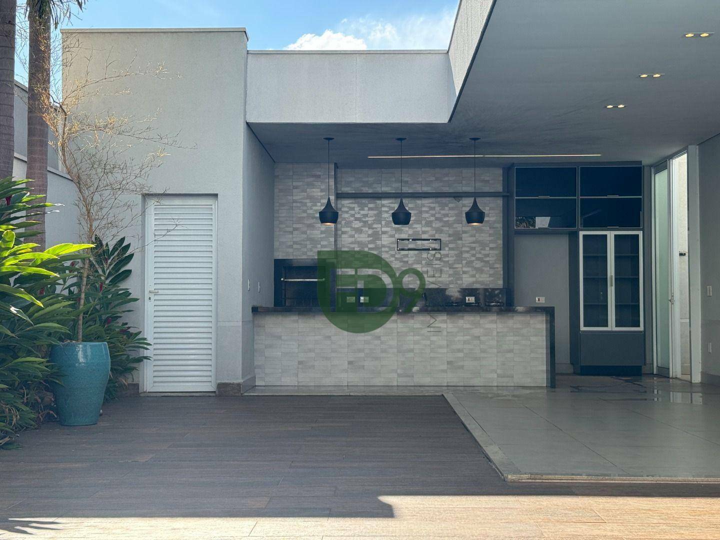 Casa de Condomínio à venda e aluguel com 3 quartos, 370m² - Foto 33