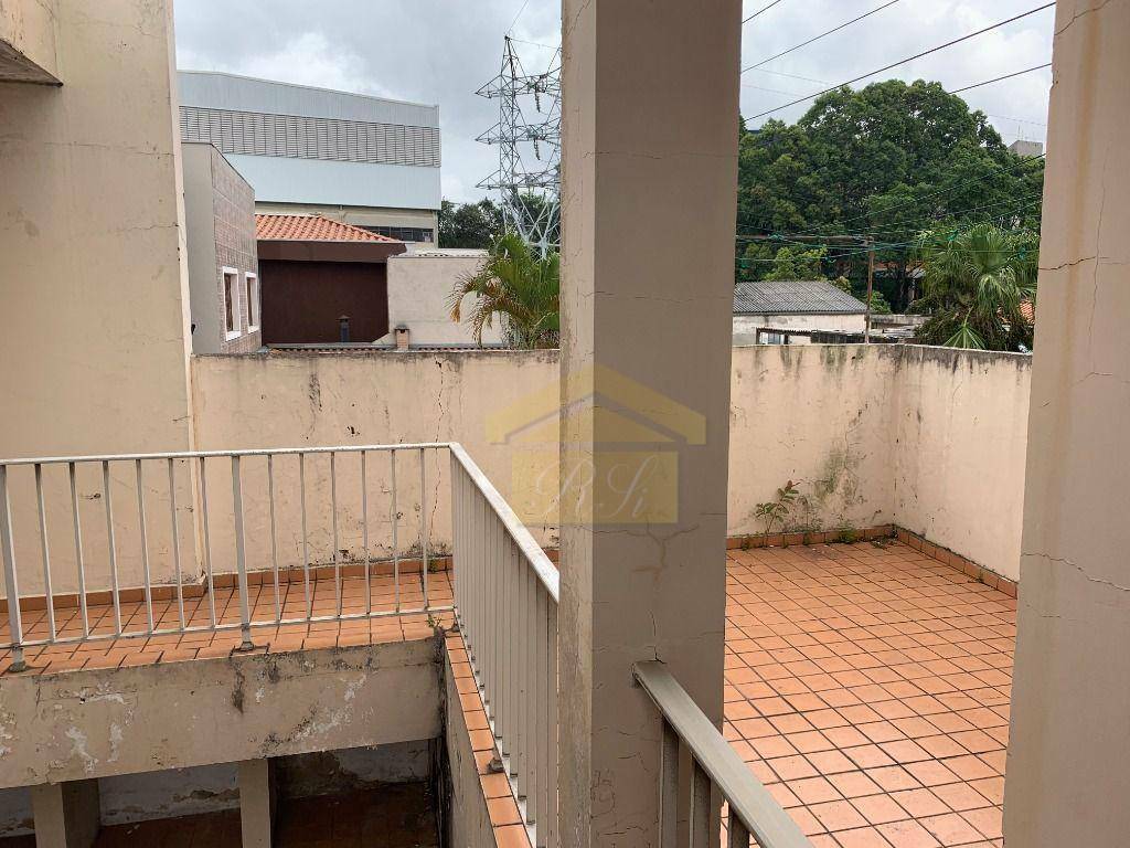 Sobrado à venda com 4 quartos, 304m² - Foto 32