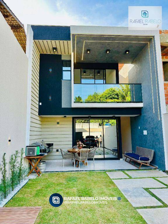 Casa à venda com 4 quartos, 134m² - Foto 2