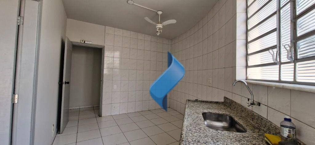 Casa à venda com 4 quartos, 278m² - Foto 10