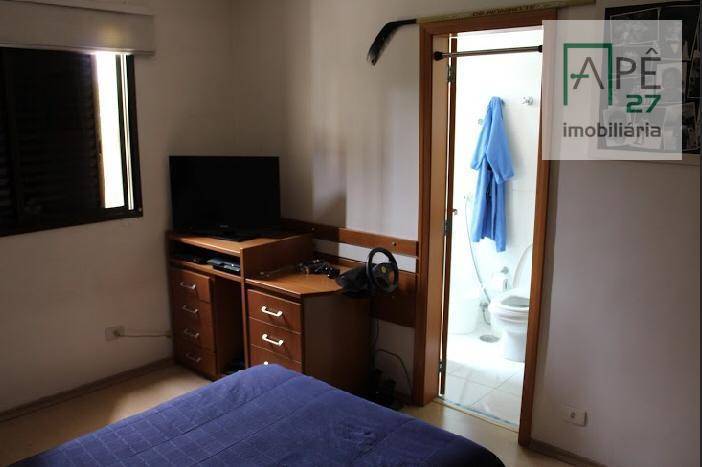 Apartamento à venda com 4 quartos, 192m² - Foto 7