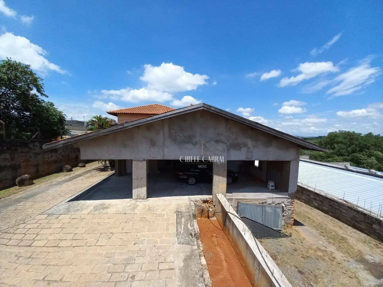 Casa à venda com 3 quartos, 600m² - Foto 8