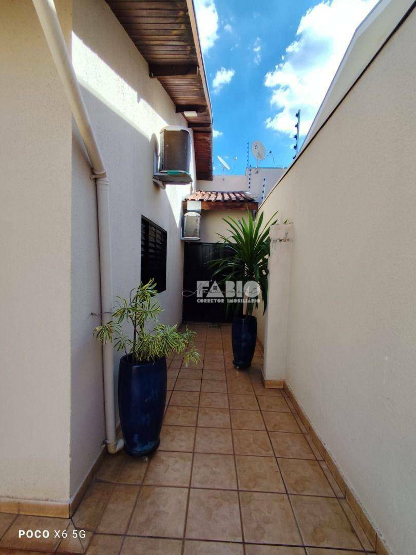 Casa à venda com 3 quartos, 163m² - Foto 19
