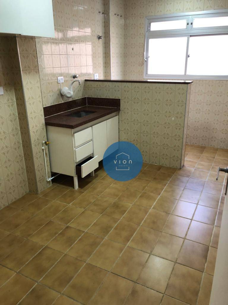 Apartamento para alugar com 2 quartos, 55m² - Foto 12