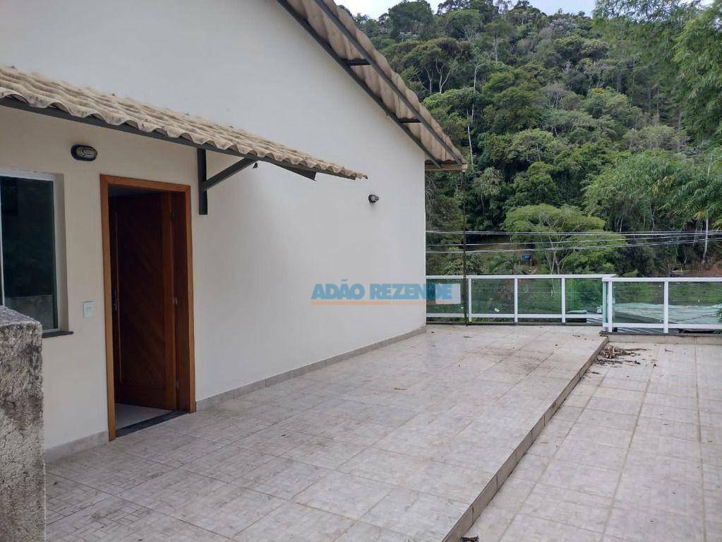 Apartamento à venda com 2 quartos, 74m² - Foto 2