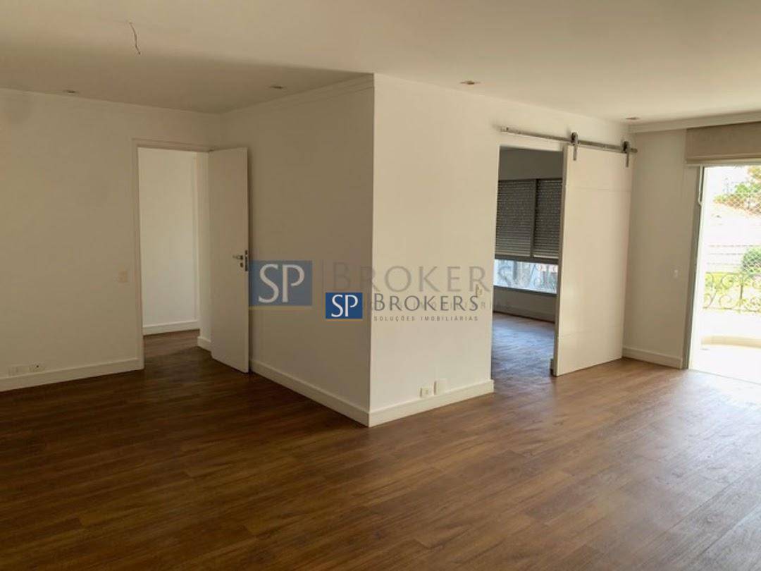 Apartamento à venda com 3 quartos, 150m² - Foto 5