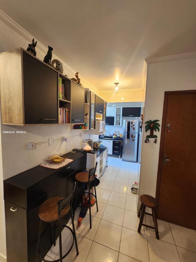 Apartamento à venda com 2 quartos, 65m² - Foto 8