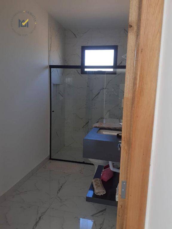 Casa de Condomínio para alugar com 3 quartos, 350m² - Foto 11