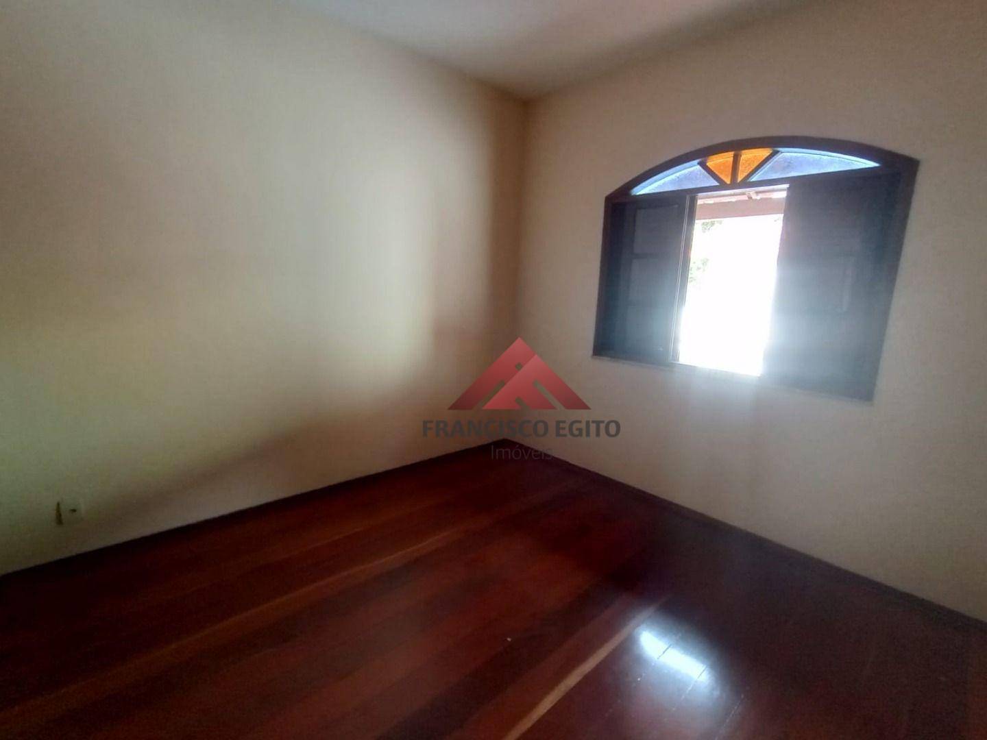 Casa à venda e aluguel com 4 quartos, 170m² - Foto 14