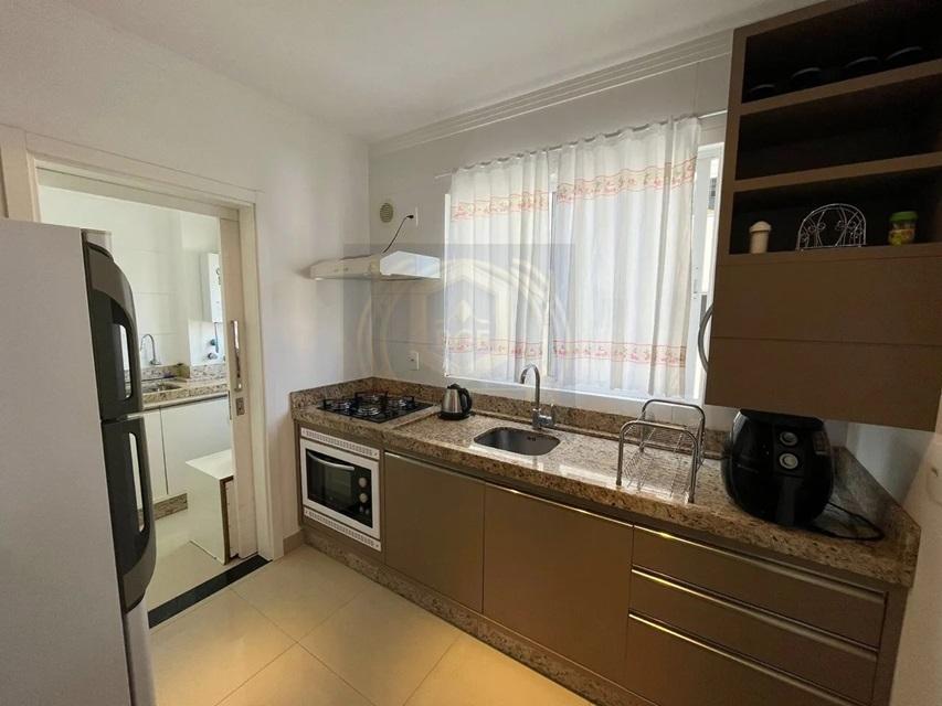 Apartamento à venda com 3 quartos, 135m² - Foto 9