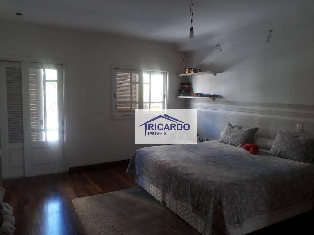 Sobrado à venda com 4 quartos, 585m² - Foto 19