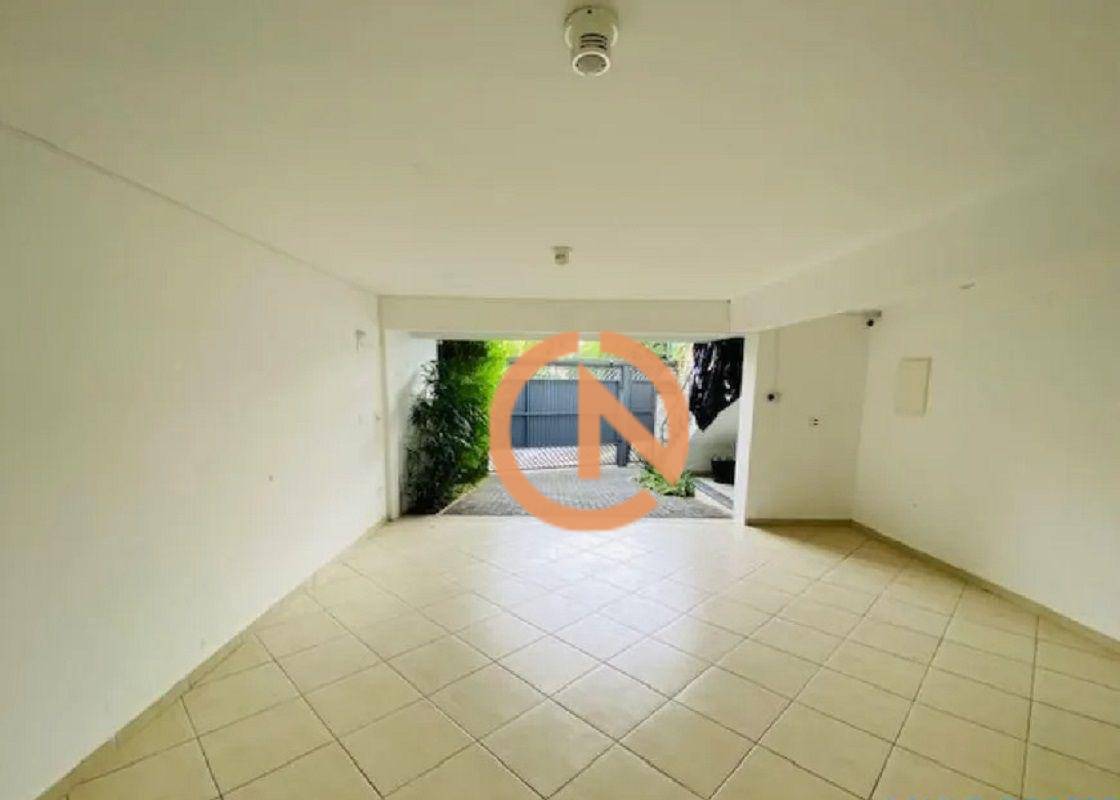Casa de Condomínio à venda com 3 quartos, 192m² - Foto 17